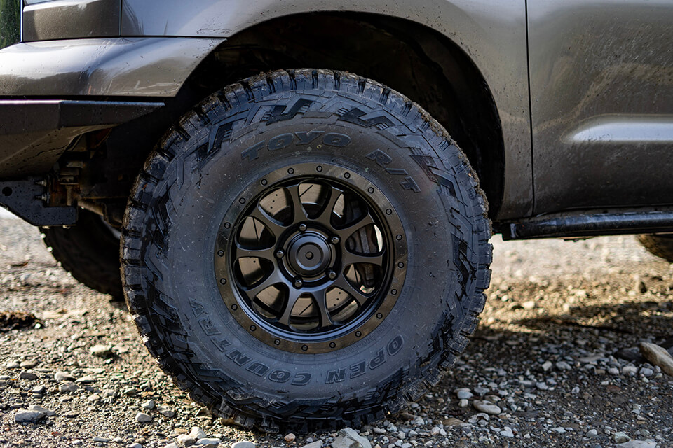 Clearing 37” Tires on a Toyota Tundra at any ride height